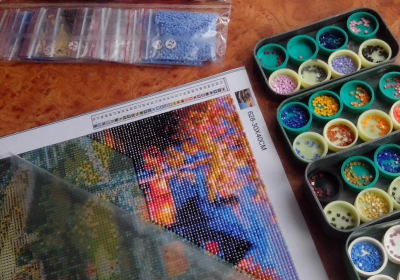 WHY YOU SHOULD TRY DIAMOND PAINTING, A BEAUTIFUL BLEND BETWEEN BEADING AND PAINTING